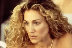 Water Waves: Carrie Bradshaw's Signature Wavy Is Hot