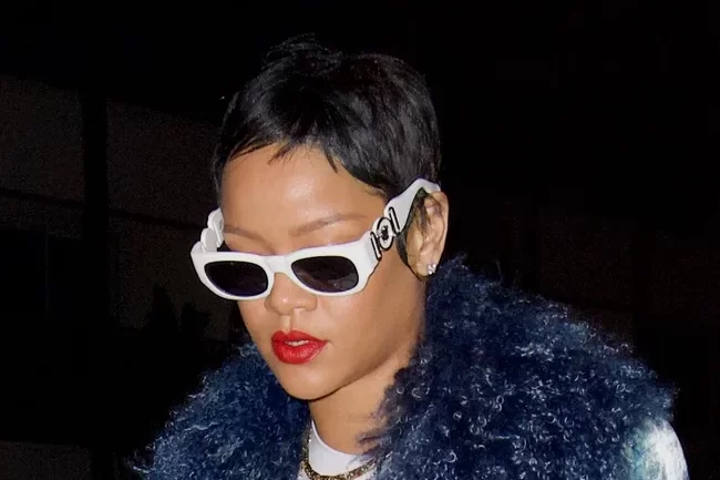 Rihanna Is Wearing A Pixie Cut (Again) And Proves: It's The Perfect Summer Haircut
