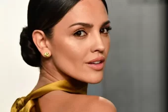 Eiza González: This Is Her Makeup Trick For Perfectly Defined Facial Contours