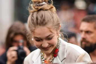 HAIR STYLING TIPS: Messy Bun: The Ultimate Guide