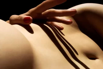 Firm skin: Most effective massage techniques for cellulite, water retention and love handles