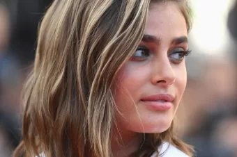 Taylor Hill Provides Us With The Ideal Bob Hairstyle For Making Short Hair Grow (Again) Long