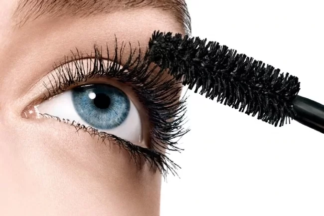 Best mascara in 2023 - recommended by make-up artists
