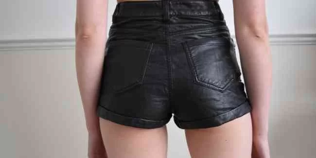 Outfit Ideas on How to Wear Leather Shorts