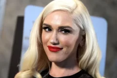 "Cruella Hair": Gwen Stefani Try Her On The Trendiest Hair Color Today (And The Result Is Gorgeous!)