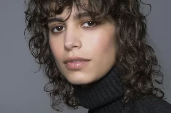 Curls Without Heat: Hair Plopping Technique Creates Gentle Waves