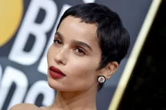 The Grown-out Pixie Is The Hippest Trend Hairstyle For Short Hair In 2021