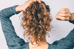 Hair breaks off: 8 reasons and what helps against hair breakage