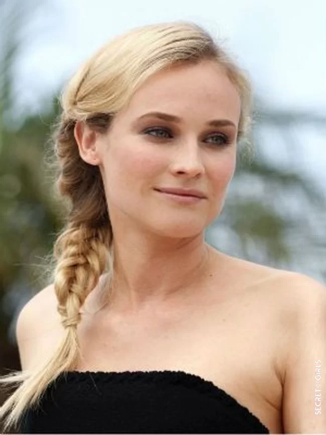 Braid on the side | 20 hairstyles to steal from Diane Kruger