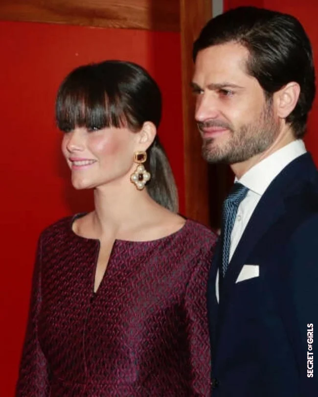 Instead of curtain bangs, Sofia is now wearing long bangs | Princess Sofia's New Long Pony: It Suits These Women – And Not These