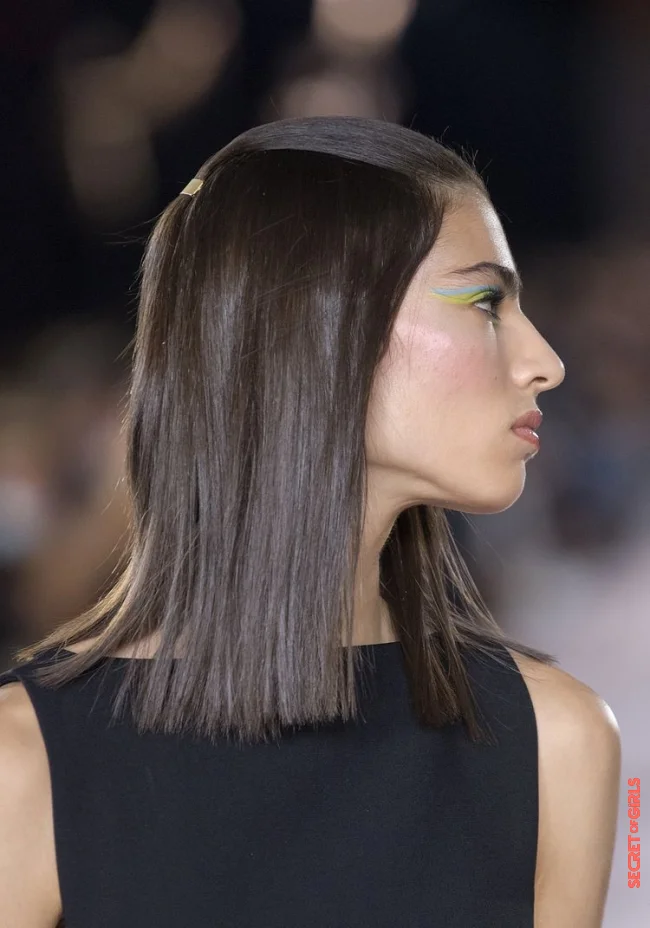 Blunt Collarbone Cut: Relaxed Anti-Hairstyle Trend Is For Everyone In 2022
