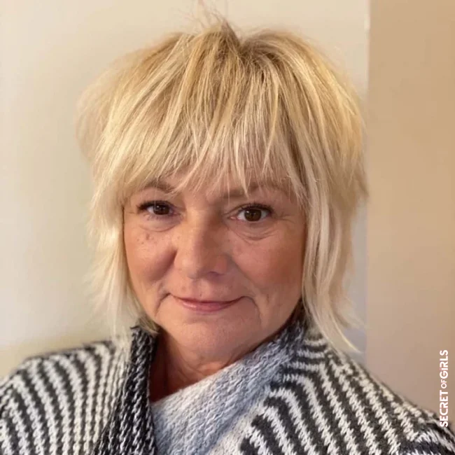 Shaggy Bob - Layered bob with curtain bangs | Upbeat Hairstyles 2022 For Women Over 50