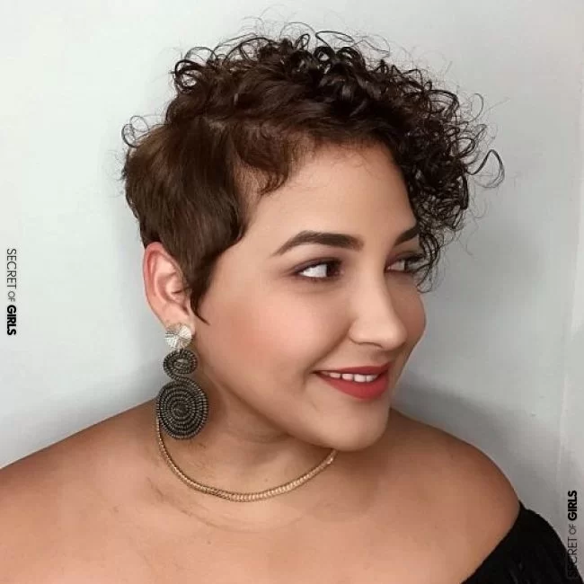 33 Most Flattering Hairstyles for Round Faces