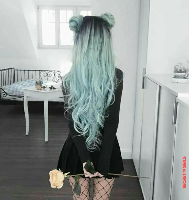 Ice blue | Hair Color Trend 2023: Want To Change Your Head? Here Are The Trendy Colors For This Winter!
