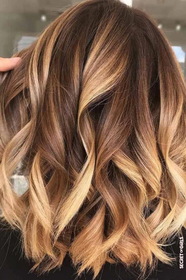 Honey caramel | Hair Color Trend 2023: Want To Change Your Head? Here Are The Trendy Colors For This Winter!