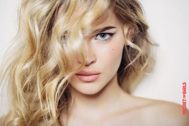 Tip 4: Use brightener sprays with caution | Silky And Ahiny: 6 Best Care Tips For Blonde Hair
