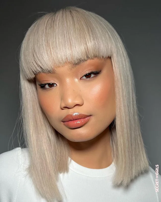 Blonde bob at collarbone height | Blonde Bobs: 23 Most Beautiful Inspirations for Spring and Summer 2022