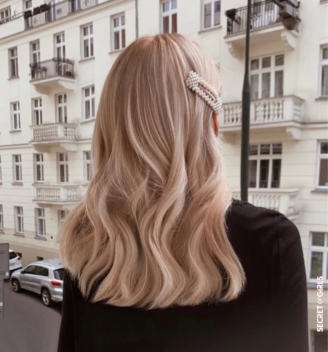 Champagne blonde: just let the professional do it or dye it yourself? | Perfect For Blondes: Champagne Blonde Is The Hair Color Trend For 2022