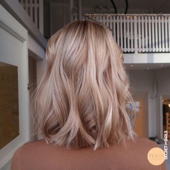 Perfect For Blondes: Champagne Blonde Is The Hair Color Trend For 2022