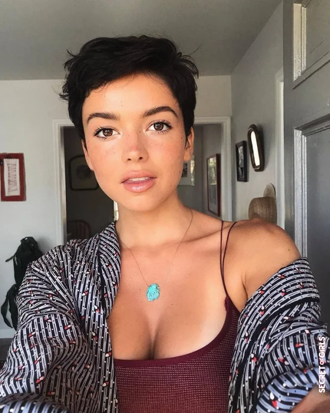 Pixie | Short Brown Hair: These 20 Hairstyles Are Absolutely Trendy In 2022