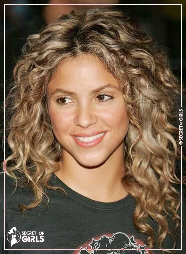 26.&nbsp;Natural blonde | 35 Most Flattering Curly Blonde Hairstyles