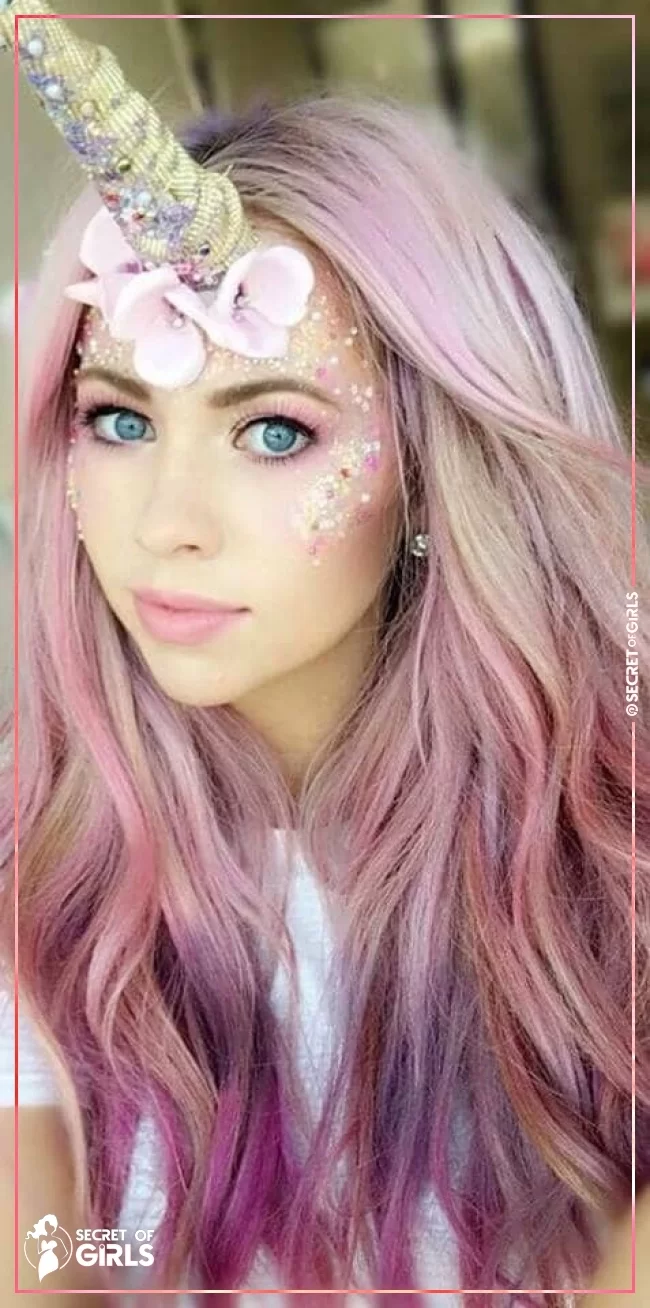 Pastel Pink Lips And Eyes With Glitter | 25 Ways to be the Queen of Unicorn Makeup