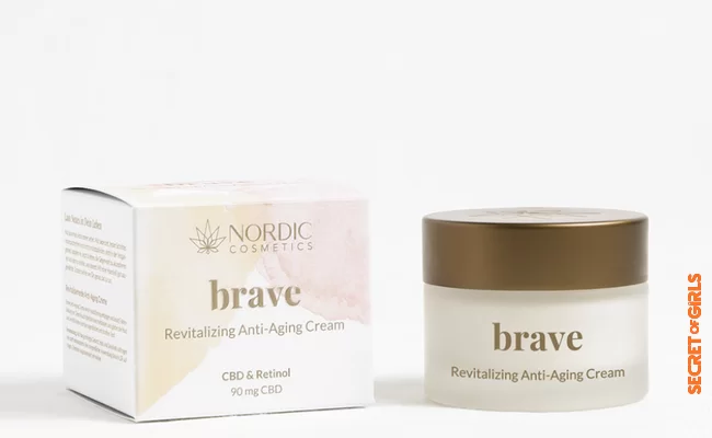 Anti-aging face cream from Nordic Cosmetics works with the active ingredients of CBD and retinol | Beauty Trend: Retinol And CBD In Anti-aging Against Wrinkles