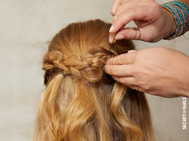 Long hair girl half braid | Quick braided hairstyles for spring