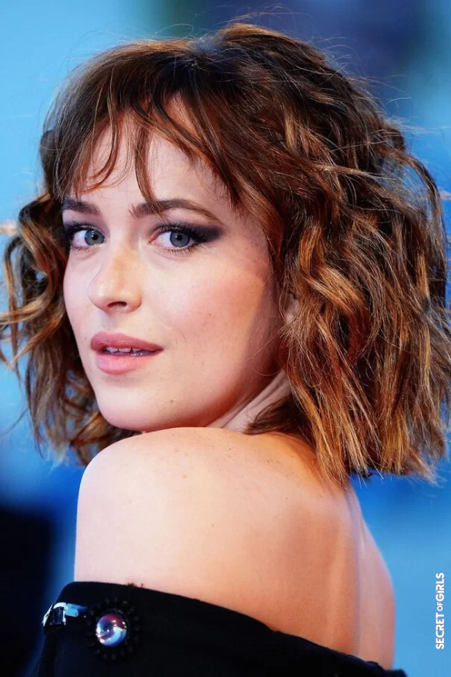 Dakota Johnson | 12 Bobs With Bangs That'll Motivate Us To Succumb To A Scissor Blow On Our Next Hair Stylist Appointment