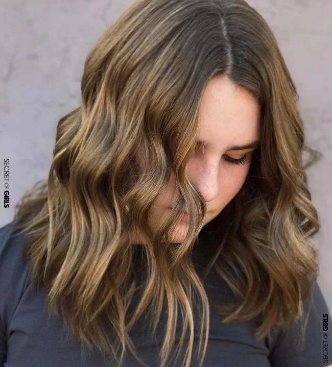24 Middle Part Hairstyles That Will Flatter Anyone