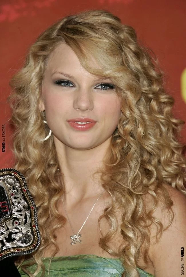 29 Times Taylor Swift Had the Same 5 Hairstyles