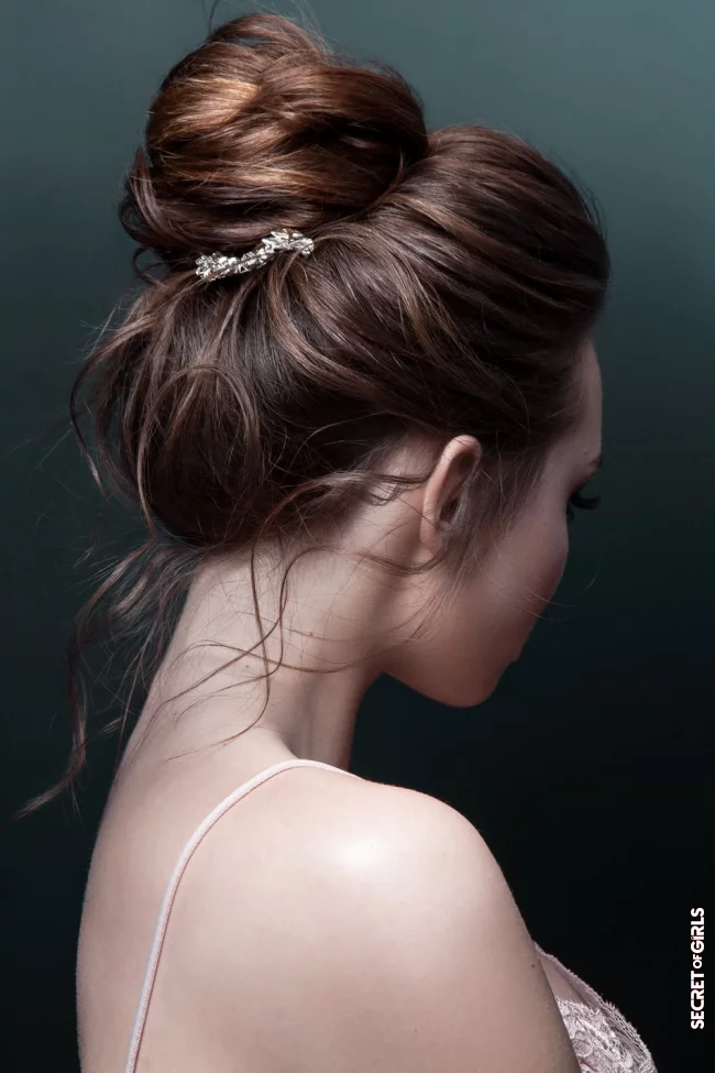 Loose bun | Fantastic Ball Hairstyles for The Prom and Wedding - from Classic to Modern