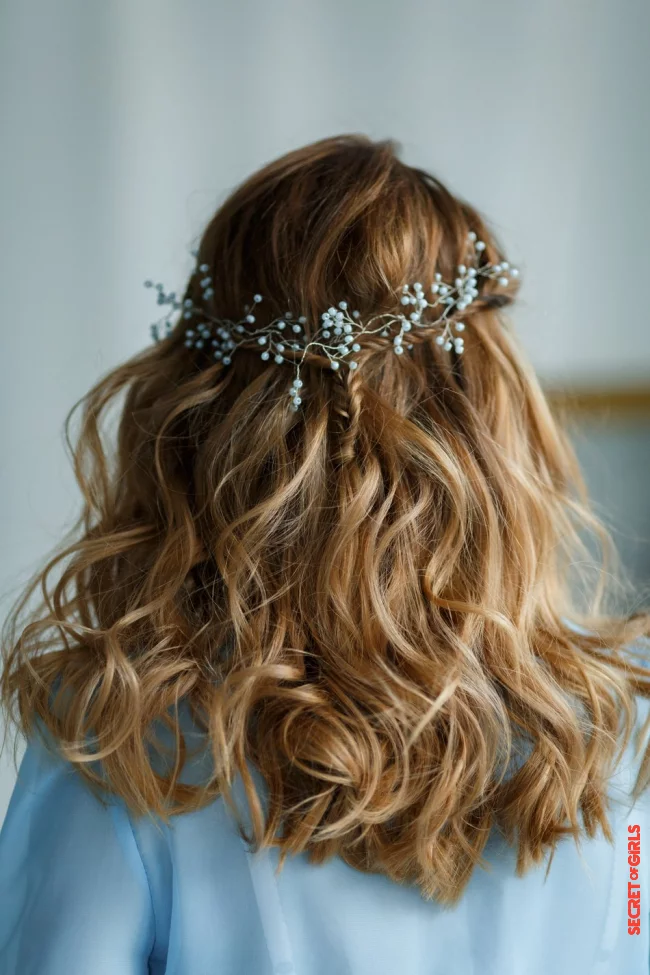 Boho style light waves | Fantastic Ball Hairstyles for The Prom and Wedding - from Classic to Modern