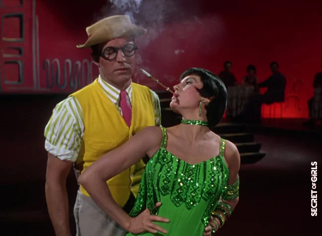 Cyd Charisse in `You shall be my lucky star` (1952) | 15 most beautiful bob hairstyles in movie history