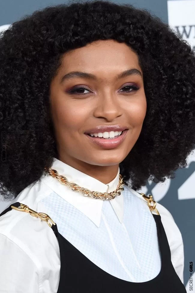 30 Celebrity Curly Hairstyles We Love