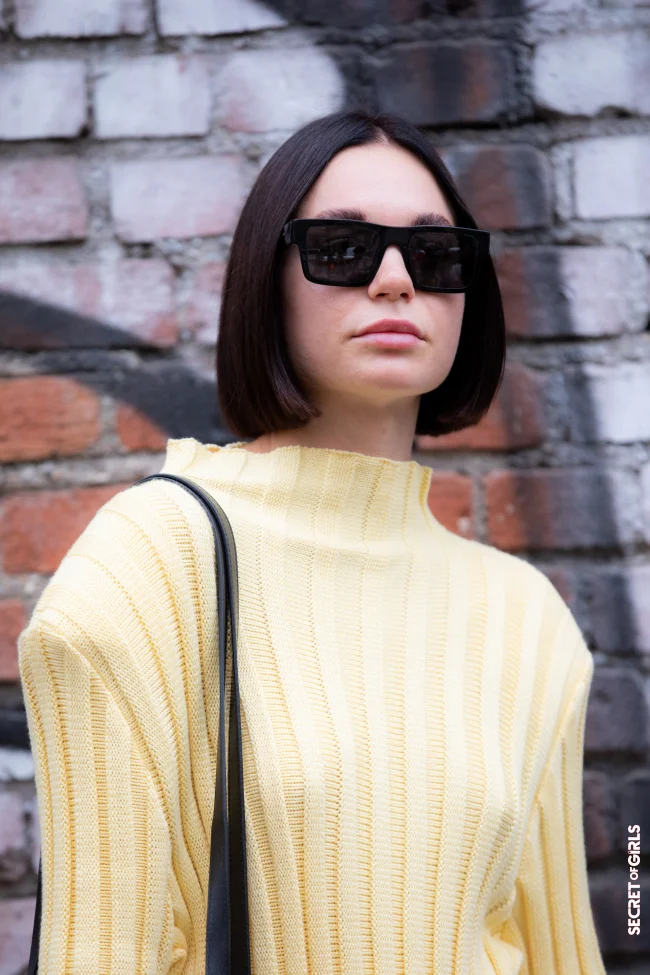 Smooth bob with a center parting | How We Will Wear The Short Haircut In Winter 2023 - Styling Bob Like The Street Style Stars