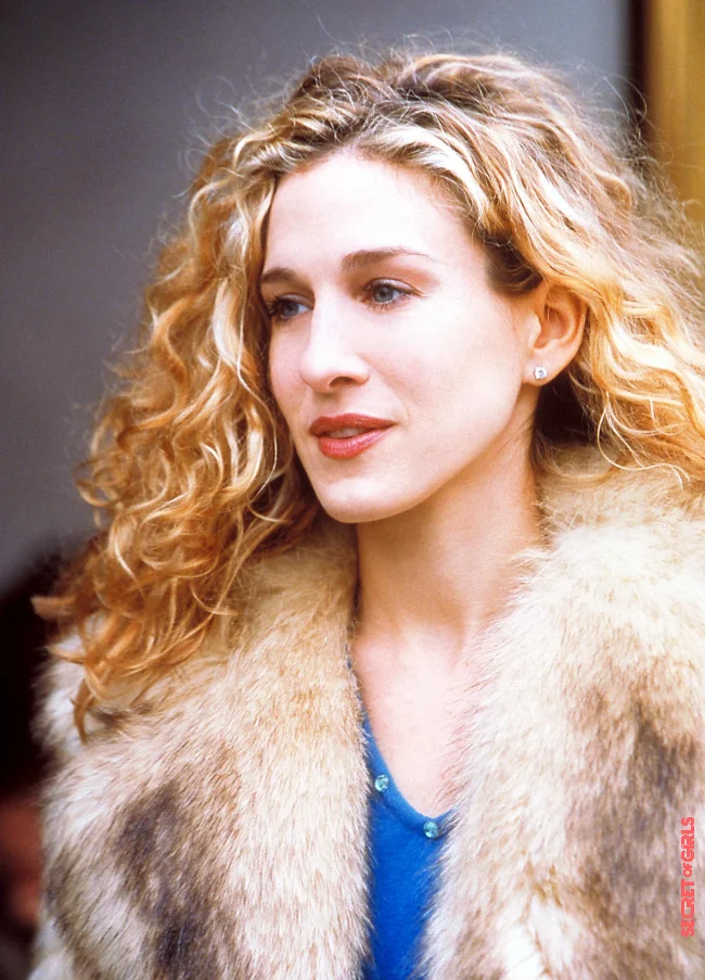 Water Waves: Carrie Bradshaw's Signature Wavy Is Hot | Water Waves: Carrie Bradshaw's Signature Wavy Is Hot