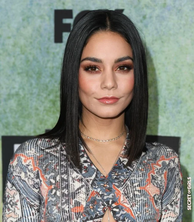 Vanessa Hudgens with her straight square shoulder smooth | Straight Square At The Shoulders: 7 Good Reasons To Adopt It