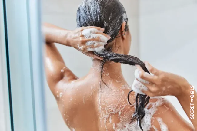 Why shouldn't you wash your hair before coloring? | Here's Why You Shouldn't Wash Your Hair Before Coloring
