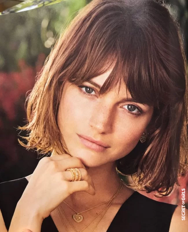 The straight square with bangs | Straight square hair: Most beautiful models for inspiration