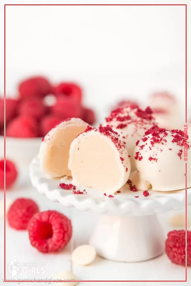 White Chocolate Raspberry Truffles | 29 Adorable Valentine’s Day Candy Ideas