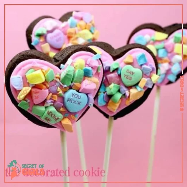 Cookie Pops with Crushed Hearts | 29 Adorable Valentine’s Day Candy Ideas