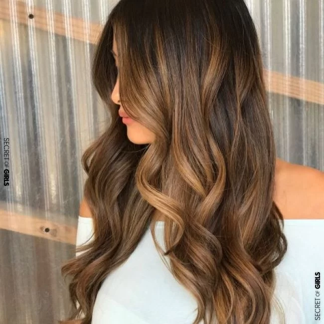 26 Prettiest Hairstyles for Long Straight Hair