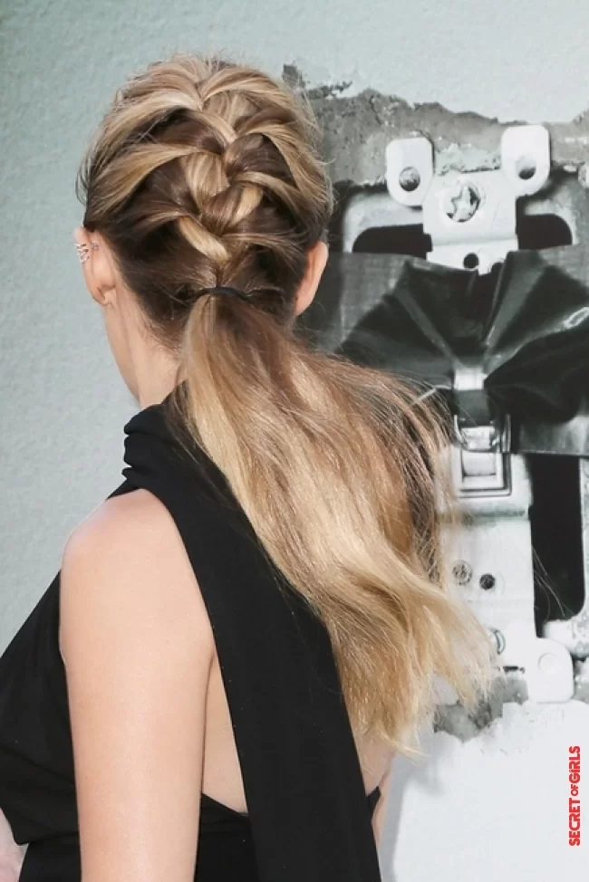 Half braid/ponytail | 10 party hairstyles that change from the bun