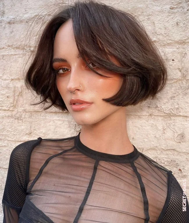 Tucked bob is the coolest trend hairstyle for short hair in fall 2021 | Tucked Bob: The Trend Hairstyle Gets A Special Cut In Autumn