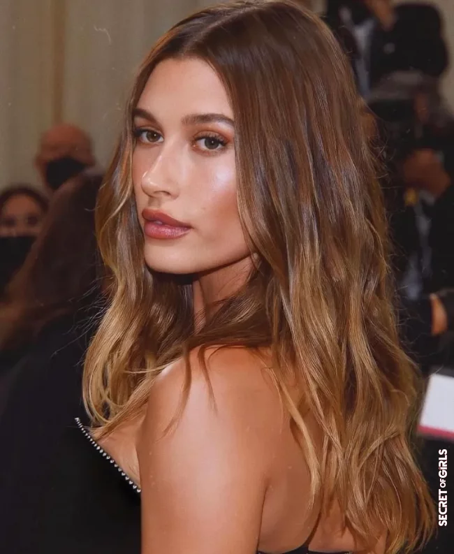 Expensive Brunette: Perfect 2022 hair color trend for a natural look | Hair Color Trends 2022 in Spring/Summer: We will All Wear These Colors