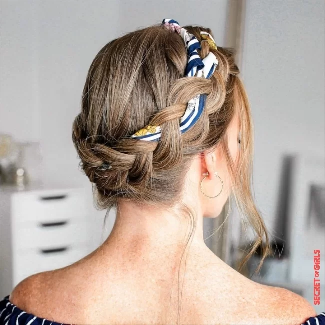 Instructions: Braid hairband | Hairstyles with a headband: More than 15 pretty ideas