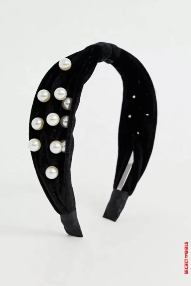 4 - The beaded headband | 8 ultra-trendy hair accessories to have in your collection