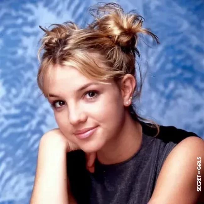 Britney spears | Space Buns: This popular '90s hairstyle returns to center stage