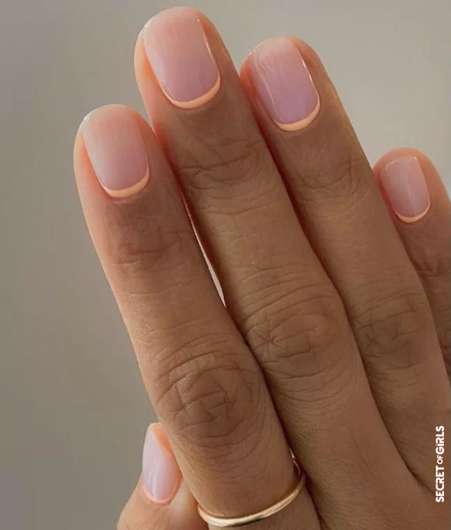 `Reverse French` nail polish trend: that's behind it | "Reverse French" Nail Polish Trend: This Is How It Works